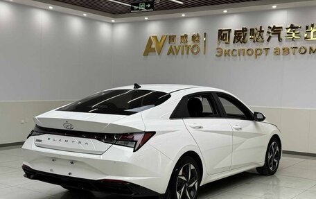 Hyundai Elantra, 2023 год, 1 530 000 рублей, 4 фотография