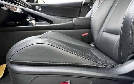 Hyundai Elantra, 2023 год, 1 530 000 рублей, 9 фотография