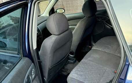 Ford Focus IV, 2001 год, 249 000 рублей, 17 фотография