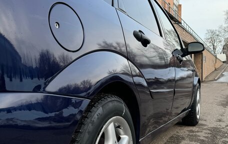 Ford Focus IV, 2001 год, 249 000 рублей, 15 фотография