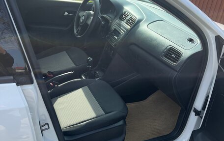 Volkswagen Polo VI (EU Market), 2015 год, 675 000 рублей, 15 фотография