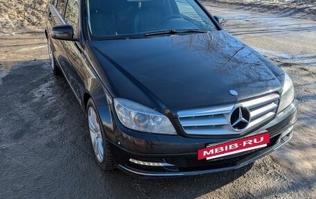 Mercedes-Benz C-Класс, 2010 год, 920 000 рублей, 2 фотография