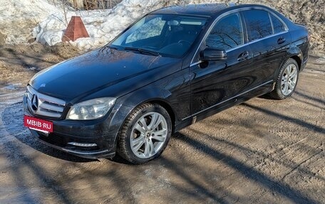 Mercedes-Benz C-Класс, 2010 год, 920 000 рублей, 3 фотография