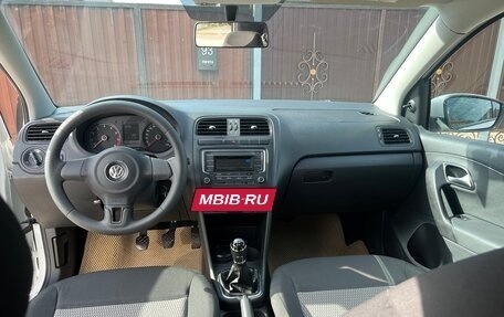 Volkswagen Polo VI (EU Market), 2015 год, 675 000 рублей, 17 фотография