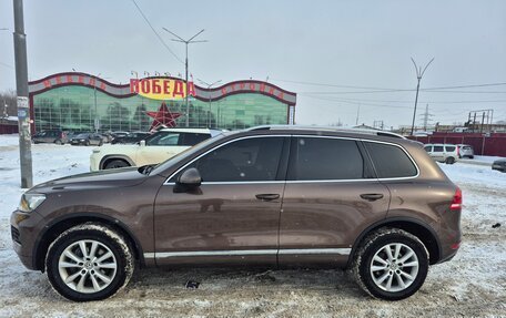 Volkswagen Touareg III, 2013 год, 1 920 000 рублей, 2 фотография