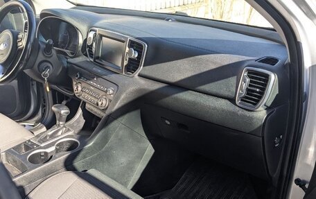 KIA Sportage IV рестайлинг, 2016 год, 1 800 000 рублей, 15 фотография