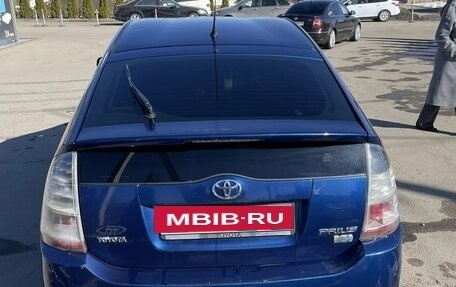 Toyota Prius, 2008 год, 600 000 рублей, 6 фотография