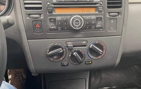 Nissan Tiida, 2008 год, 690 000 рублей, 31 фотография