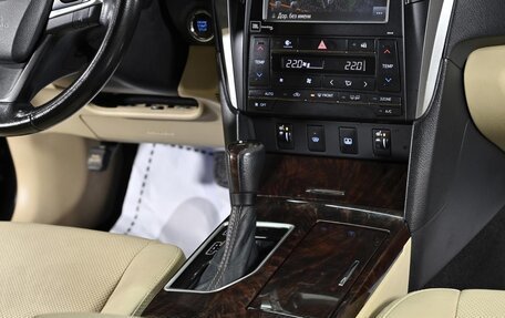 Toyota Camry, 2017 год, 2 199 000 рублей, 14 фотография