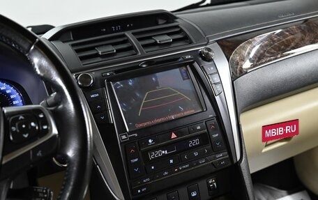 Toyota Camry, 2017 год, 2 199 000 рублей, 7 фотография