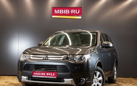 Mitsubishi Outlander III рестайлинг 3, 2014 год, 1 589 000 рублей, 1 фотография