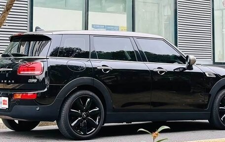 MINI Clubman, 2022 год, 2 498 000 рублей, 8 фотография