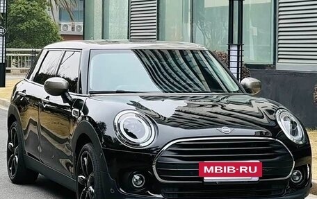 MINI Clubman, 2022 год, 2 498 000 рублей, 5 фотография