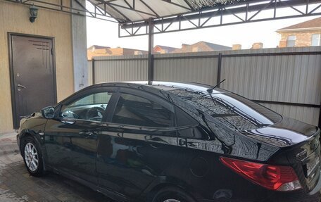 Hyundai Solaris II рестайлинг, 2012 год, 450 000 рублей, 4 фотография