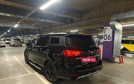 KIA Carnival III, 2018 год, 2 750 000 рублей, 5 фотография