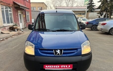 Peugeot Partner II рестайлинг 2, 2011 год, 350 000 рублей, 2 фотография