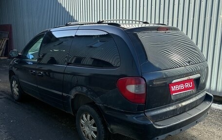 Chrysler Voyager IV, 2006 год, 790 000 рублей, 4 фотография