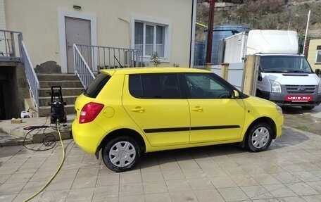 Skoda Fabia II, 2013 год, 910 000 рублей, 5 фотография