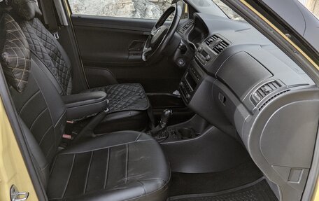 Skoda Fabia II, 2013 год, 910 000 рублей, 10 фотография