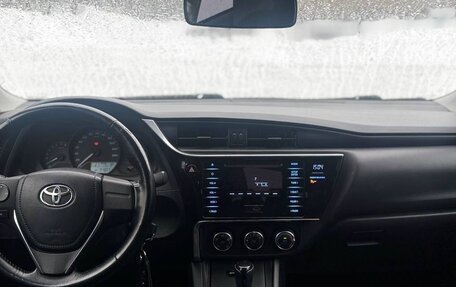 Toyota Corolla, 2018 год, 1 465 000 рублей, 8 фотография