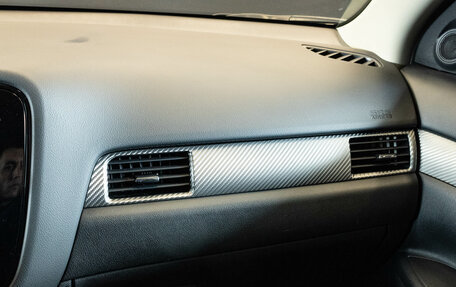 Mitsubishi Outlander III рестайлинг 3, 2014 год, 1 589 000 рублей, 8 фотография