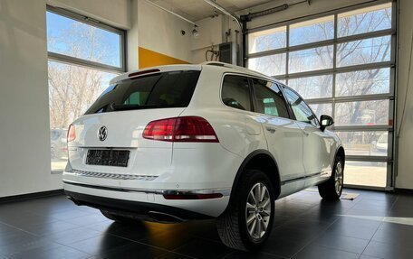 Volkswagen Touareg III, 2015 год, 2 394 650 рублей, 4 фотография