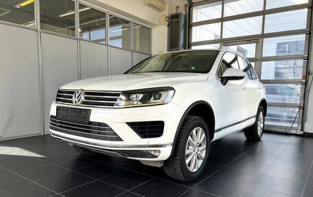 Volkswagen Touareg III, 2015 год, 2 394 650 рублей, 3 фотография
