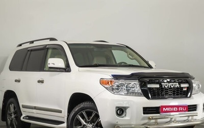 Toyota Land Cruiser 200, 2014 год, 3 659 000 рублей, 1 фотография