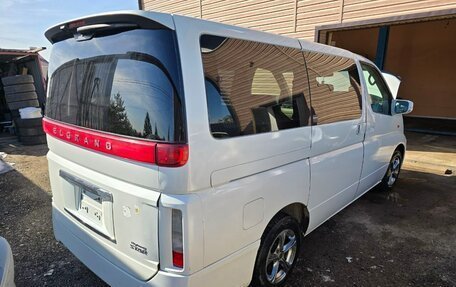 Nissan Elgrand III, 2004 год, 1 600 000 рублей, 6 фотография