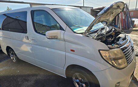 Nissan Elgrand III, 2004 год, 1 600 000 рублей, 5 фотография