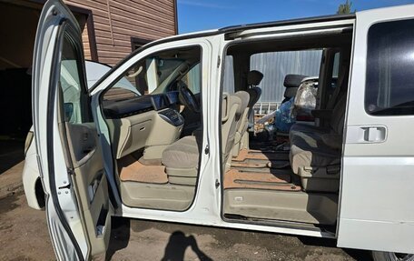 Nissan Elgrand III, 2004 год, 1 600 000 рублей, 13 фотография