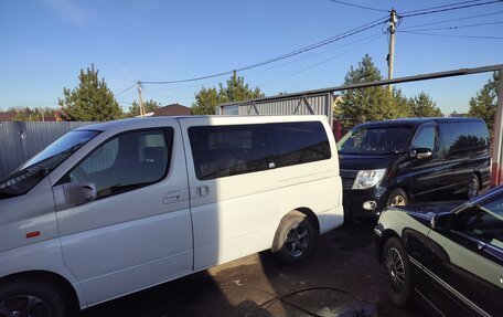 Nissan Elgrand III, 2004 год, 1 600 000 рублей, 21 фотография