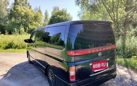 Nissan Elgrand III, 2004 год, 1 600 000 рублей, 28 фотография
