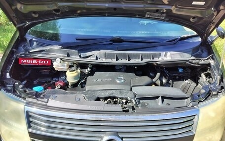 Nissan Elgrand III, 2004 год, 1 600 000 рублей, 26 фотография