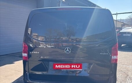 Mercedes-Benz V-Класс, 2019 год, 4 900 000 рублей, 5 фотография