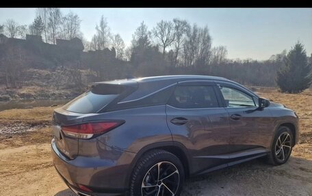 Lexus RX IV рестайлинг, 2022 год, 5 800 000 рублей, 6 фотография