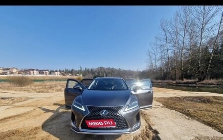 Lexus RX IV рестайлинг, 2022 год, 5 800 000 рублей, 8 фотография