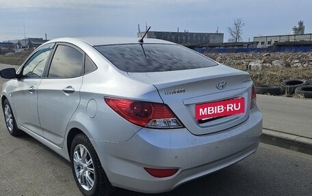 Hyundai Solaris II рестайлинг, 2011 год, 595 000 рублей, 4 фотография