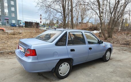 Daewoo Nexia I рестайлинг, 2010 год, 250 000 рублей, 10 фотография