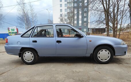 Daewoo Nexia I рестайлинг, 2010 год, 250 000 рублей, 11 фотография