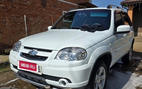 Chevrolet Niva I рестайлинг, 2013 год, 780 000 рублей, 4 фотография
