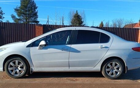 Peugeot 408 I рестайлинг, 2012 год, 550 000 рублей, 2 фотография