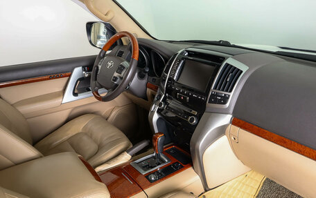 Toyota Land Cruiser 200, 2014 год, 3 659 000 рублей, 16 фотография