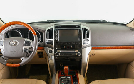 Toyota Land Cruiser 200, 2014 год, 3 659 000 рублей, 18 фотография