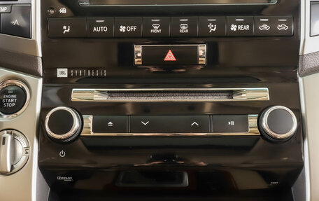 Toyota Land Cruiser 200, 2014 год, 3 659 000 рублей, 24 фотография