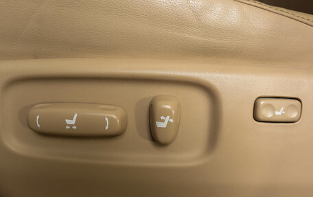 Toyota Land Cruiser 200, 2014 год, 3 659 000 рублей, 30 фотография