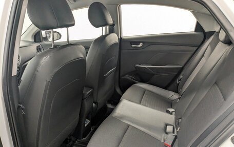 Hyundai Solaris II рестайлинг, 2022 год, 1 850 000 рублей, 5 фотография