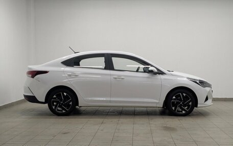 Hyundai Solaris II рестайлинг, 2022 год, 1 850 000 рублей, 26 фотография