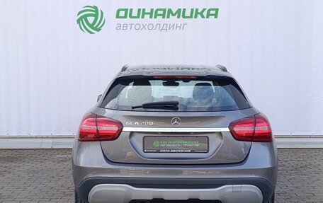 Mercedes-Benz GLA, 2019 год, 2 650 000 рублей, 6 фотография