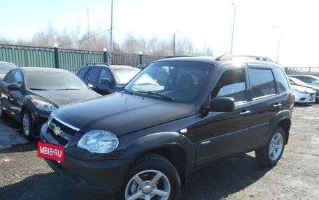 Chevrolet Niva I рестайлинг, 2012 год, 598 000 рублей, 3 фотография